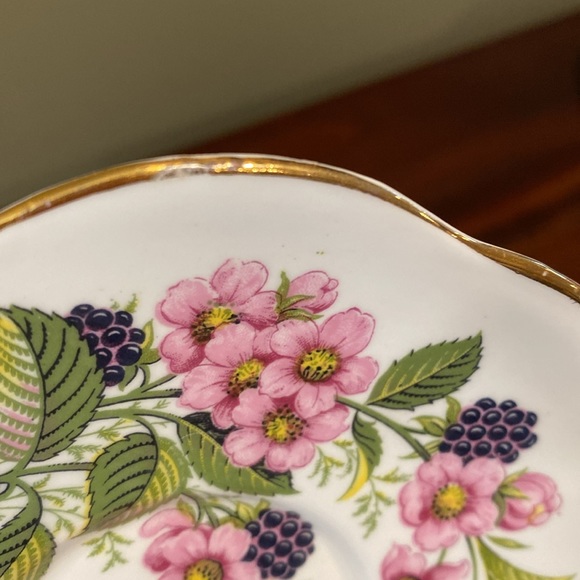 Vintage Teacup and Saucer, Crownford, England, Bone China - Picture 7 of 12